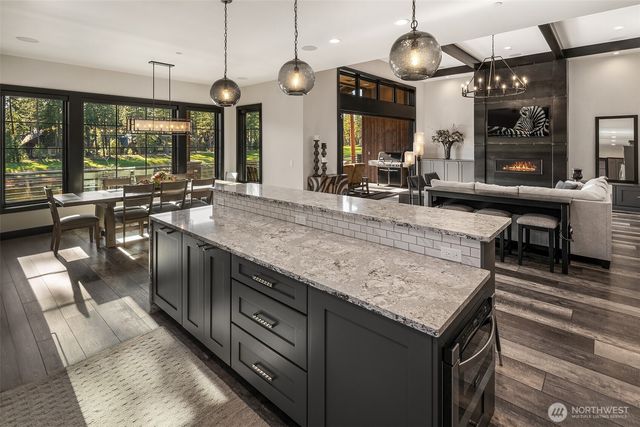 351 Steam Gin Loop, Cle Elum, WA 98922