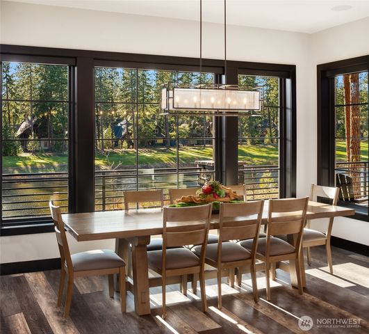 351 Steam Gin Loop, Cle Elum, WA 98922