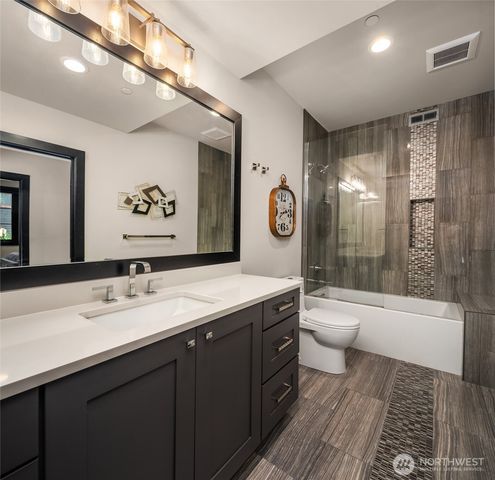 351 Steam Gin Loop, Cle Elum, WA 98922