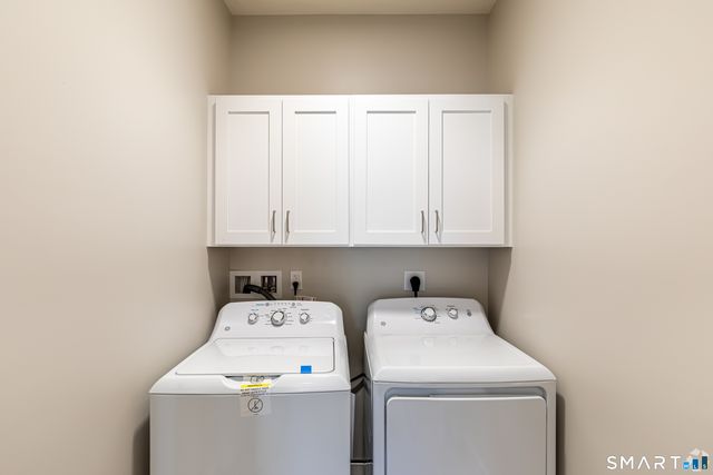 401 Albany Turnpike 210, Canton, CT 06019