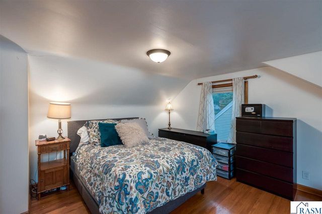 1204 N 4th Street, Mankato, MN 56001