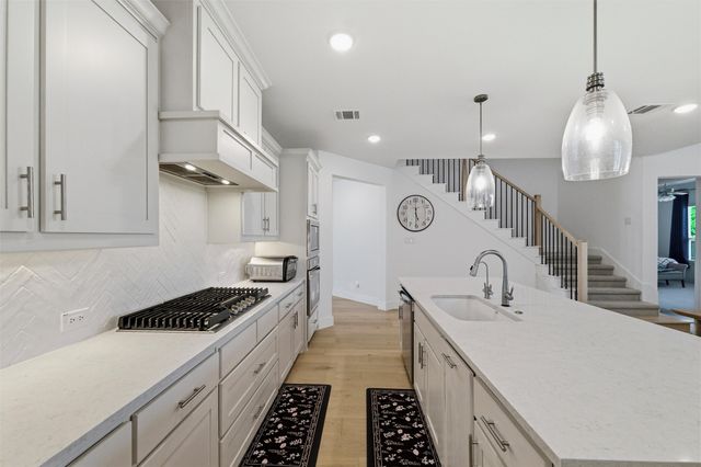 117 Paxton Circle, Arlington, TX 76013