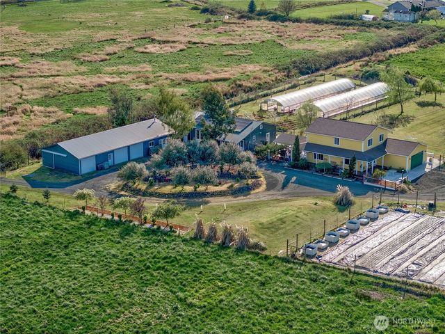 31 Blue Skies Lane, Cathlamet, WA 98612