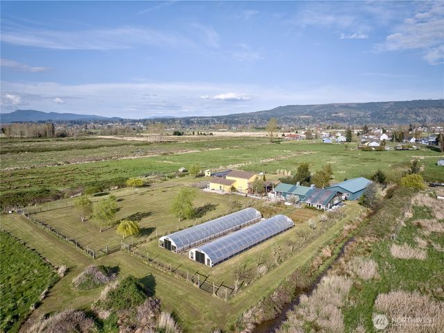 31 Blue Skies Lane, Cathlamet, WA 98612