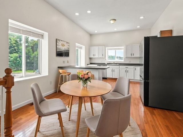 705 Southbridge St A, Worcester, MA 01610
