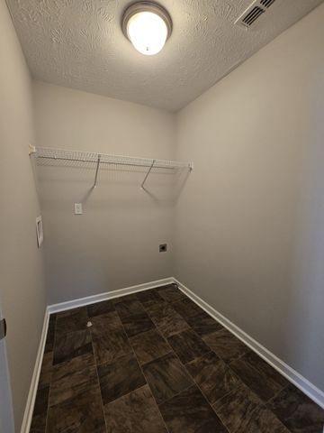 2612 Fran Dr, Murfreesboro, TN 37129