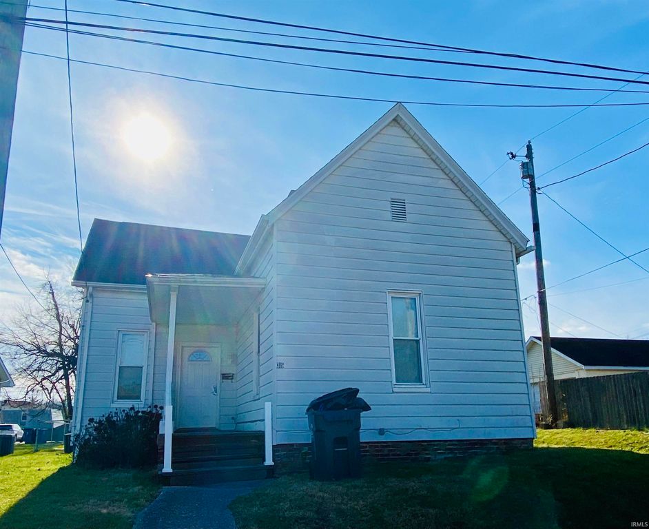 315 E Oak Street, Boonville, IN 47601