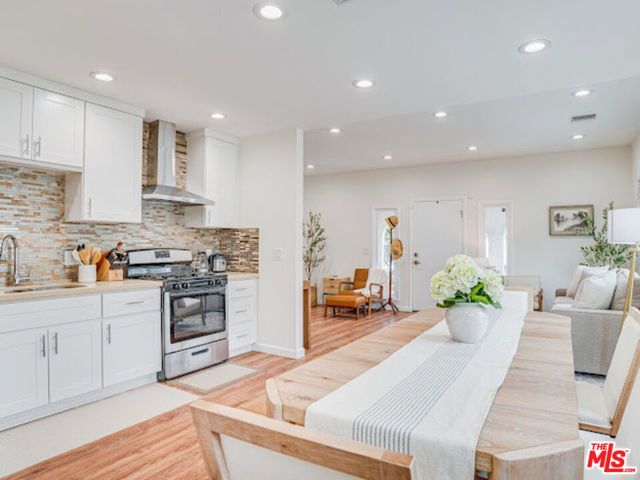 1836 Lake Street, Glendale, CA 91201