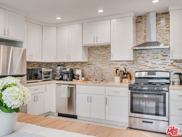 1836 Lake Street, Glendale, CA 91201