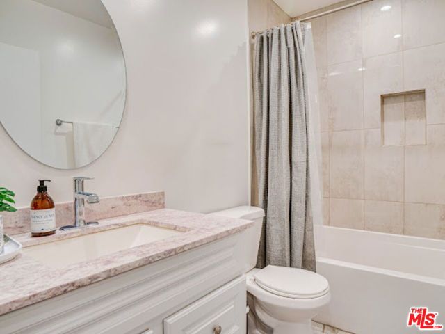 1836 Lake Street, Glendale, CA 91201