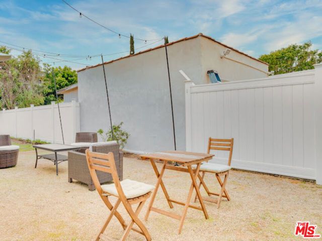 1836 Lake Street, Glendale, CA 91201