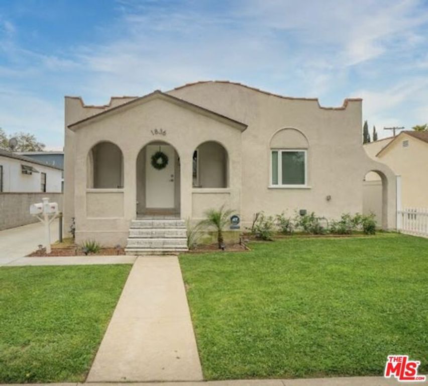1836 Lake Street, Glendale, CA 91201