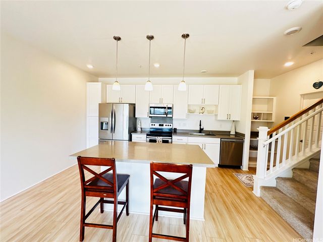 91-3633 Kauluakoko Street 303, Ewa Beach, HI 96706