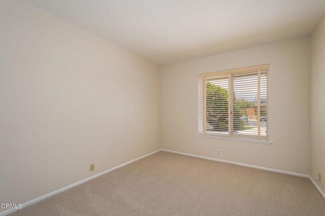 1034 Red Oak Place, Camarillo, CA 93010