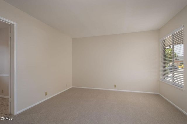 1034 Red Oak Place, Camarillo, CA 93010