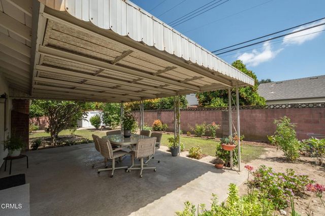 1034 Red Oak Place, Camarillo, CA 93010