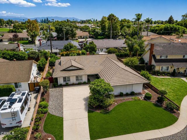 1034 Red Oak Place, Camarillo, CA 93010