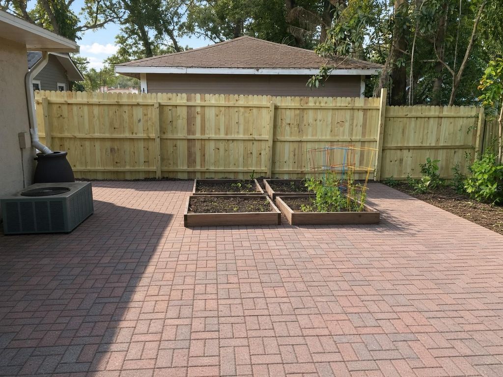 Image 10 of property listing at 1515 E CENTRAL BOULEVARD, Orlando, FL 32801