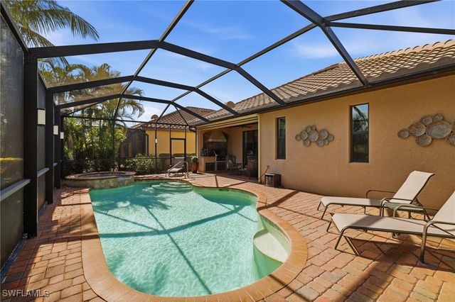 28517 Westmeath CT, Bonita Springs, FL 34135