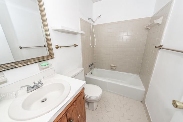 120 Colonial Court, Summerville, SC 29483