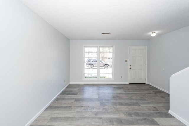 120 Colonial Court, Summerville, SC 29483