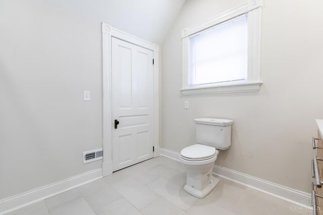2217 Monroe Avenue, Norwood, OH 45212