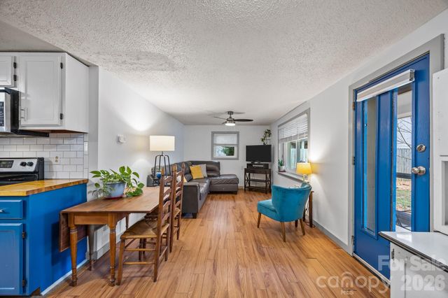 79 Bellevue Road, Asheville, NC 28803