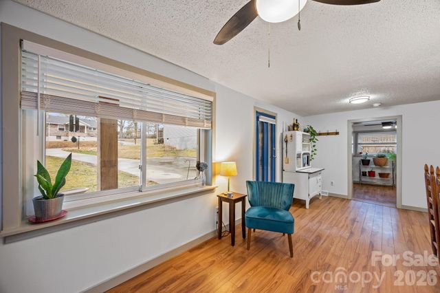 79 Bellevue Road, Asheville, NC 28803