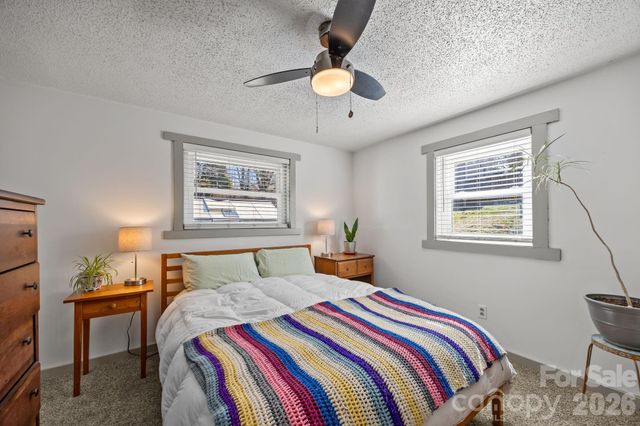 79 Bellevue Road, Asheville, NC 28803