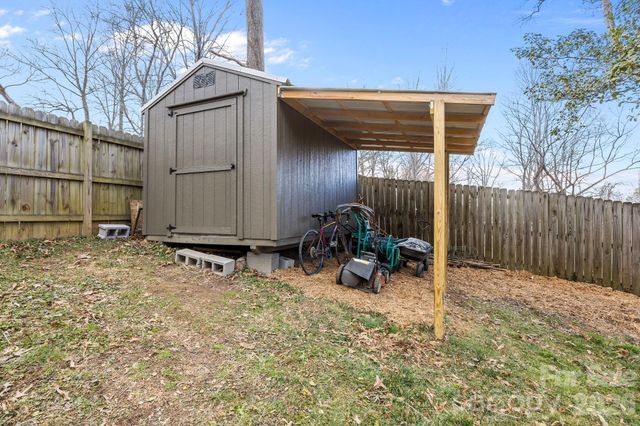 79 Bellevue Road, Asheville, NC 28803