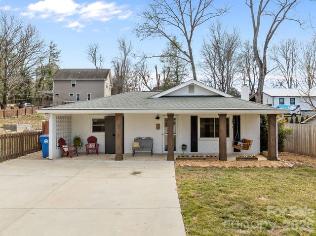 79 Bellevue Road, Asheville, NC 28803