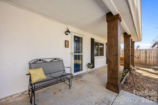 79 Bellevue Road, Asheville, NC 28803