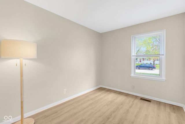 2952 Desoto Way, Columbus, IN 47203