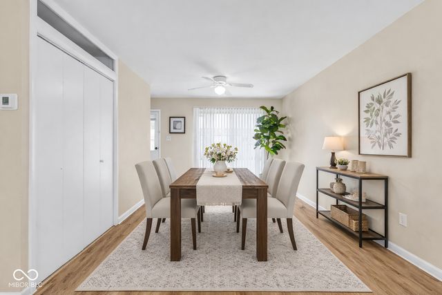2952 Desoto Way, Columbus, IN 47203
