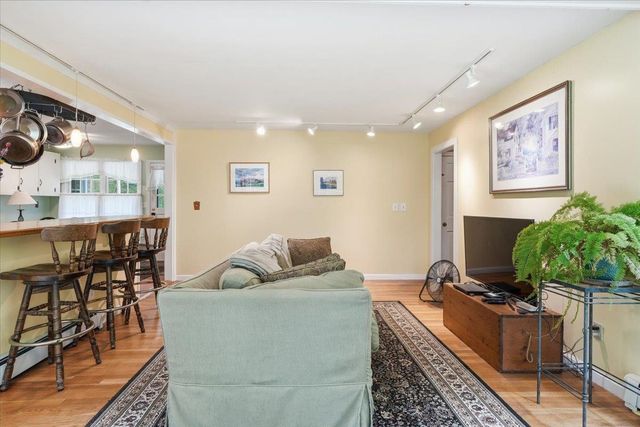 490 Juniper Ridge, Shelburne, VT 05482