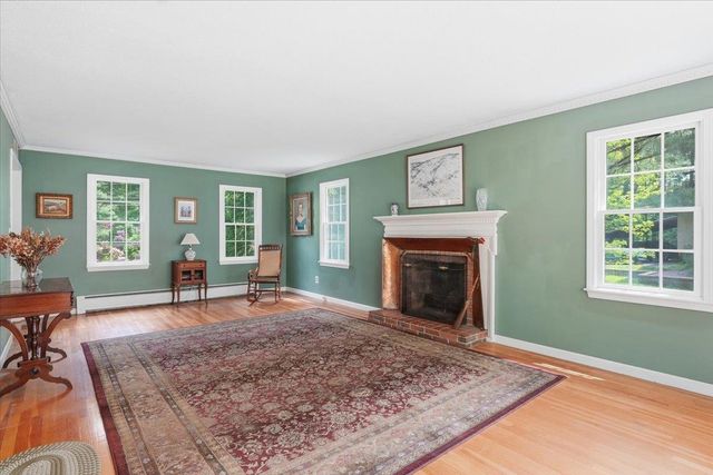490 Juniper Ridge, Shelburne, VT 05482