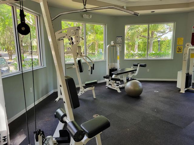 751 N Pine Island Road, Plantation, FL 33324