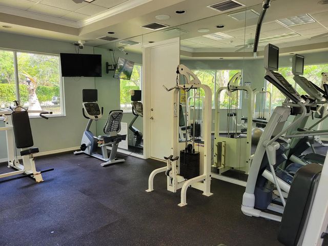 751 N Pine Island Road, Plantation, FL 33324