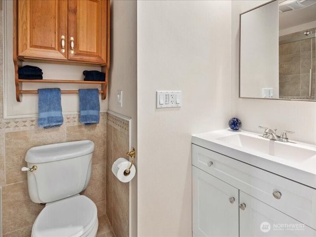 8706 13th Avenue NW, Seattle, WA 98117