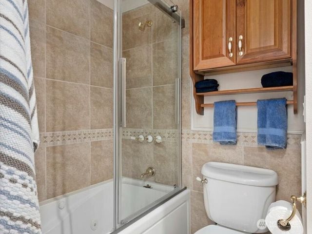 8706 13th Avenue NW, Seattle, WA 98117