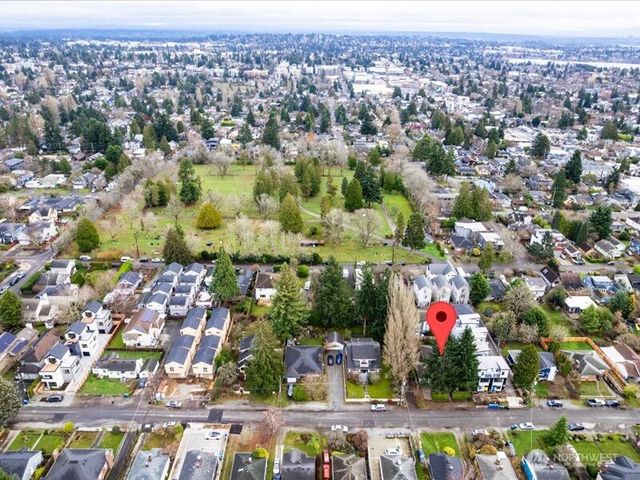 8706 13th Avenue NW, Seattle, WA 98117