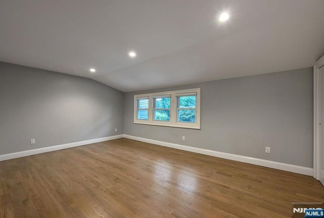 8 Macbeth B, Waldwick, NJ 07463