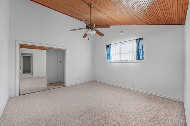 640 S College Street, La Grange, TX 78945