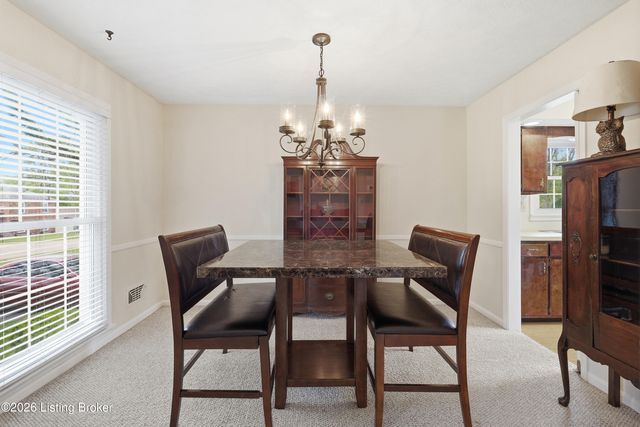 4713 Longborough Ct, Jeffersontown, KY 40299