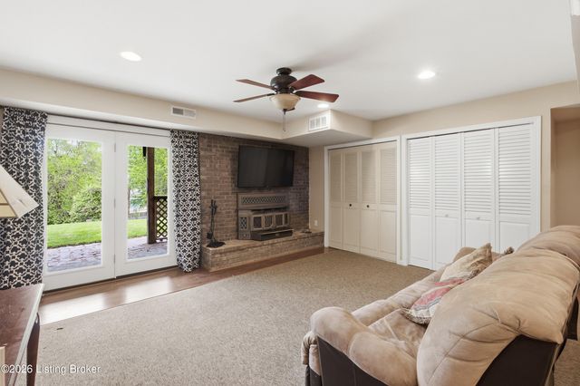 4713 Longborough Ct, Jeffersontown, KY 40299
