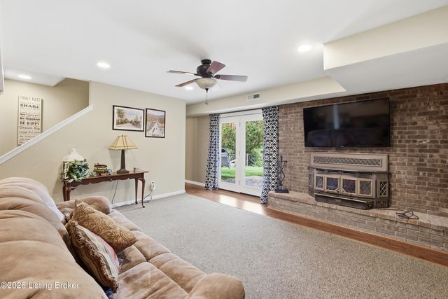 4713 Longborough Ct, Jeffersontown, KY 40299