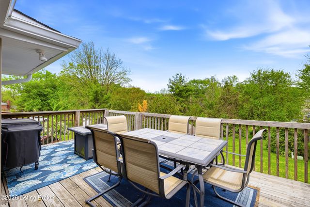 4713 Longborough Ct, Jeffersontown, KY 40299