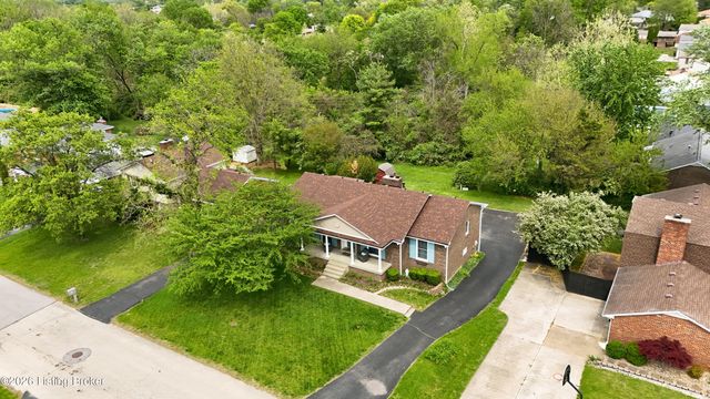4713 Longborough Ct, Jeffersontown, KY 40299