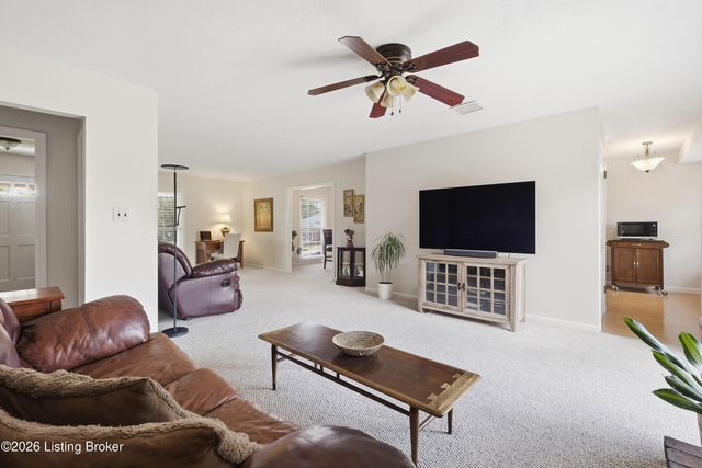 4713 Longborough Ct, Jeffersontown, KY 40299
