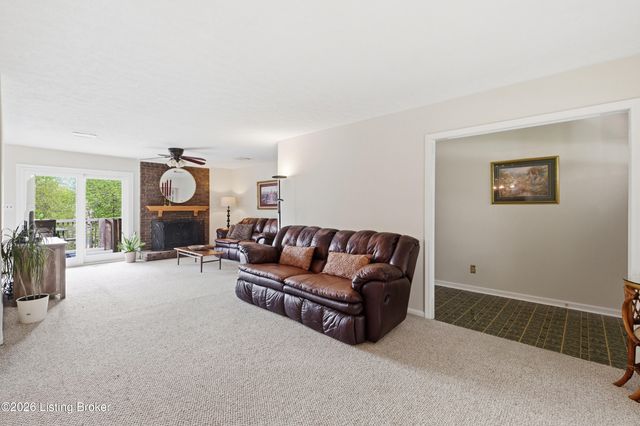 4713 Longborough Ct, Jeffersontown, KY 40299